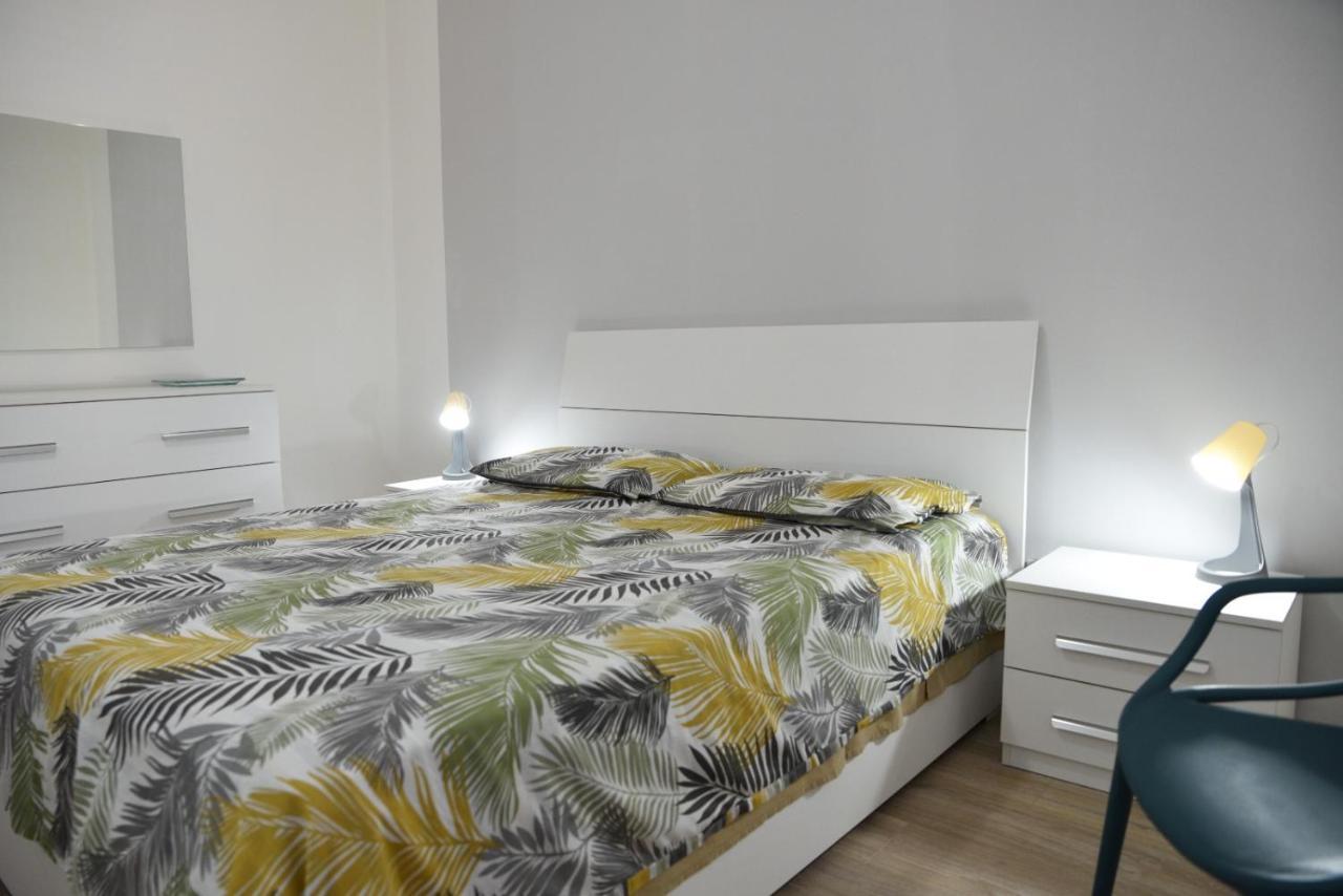 Perla Marina Apartment Порто Емпедокле Екстериор снимка