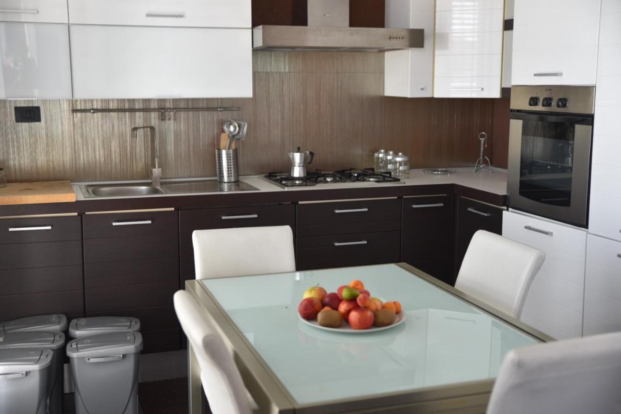 Perla Marina Apartment Порто Емпедокле Екстериор снимка